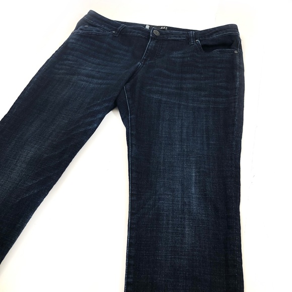 KUT // KLOTH Petite "Catherine" Boyfriend Jean - Picture 9 of 13